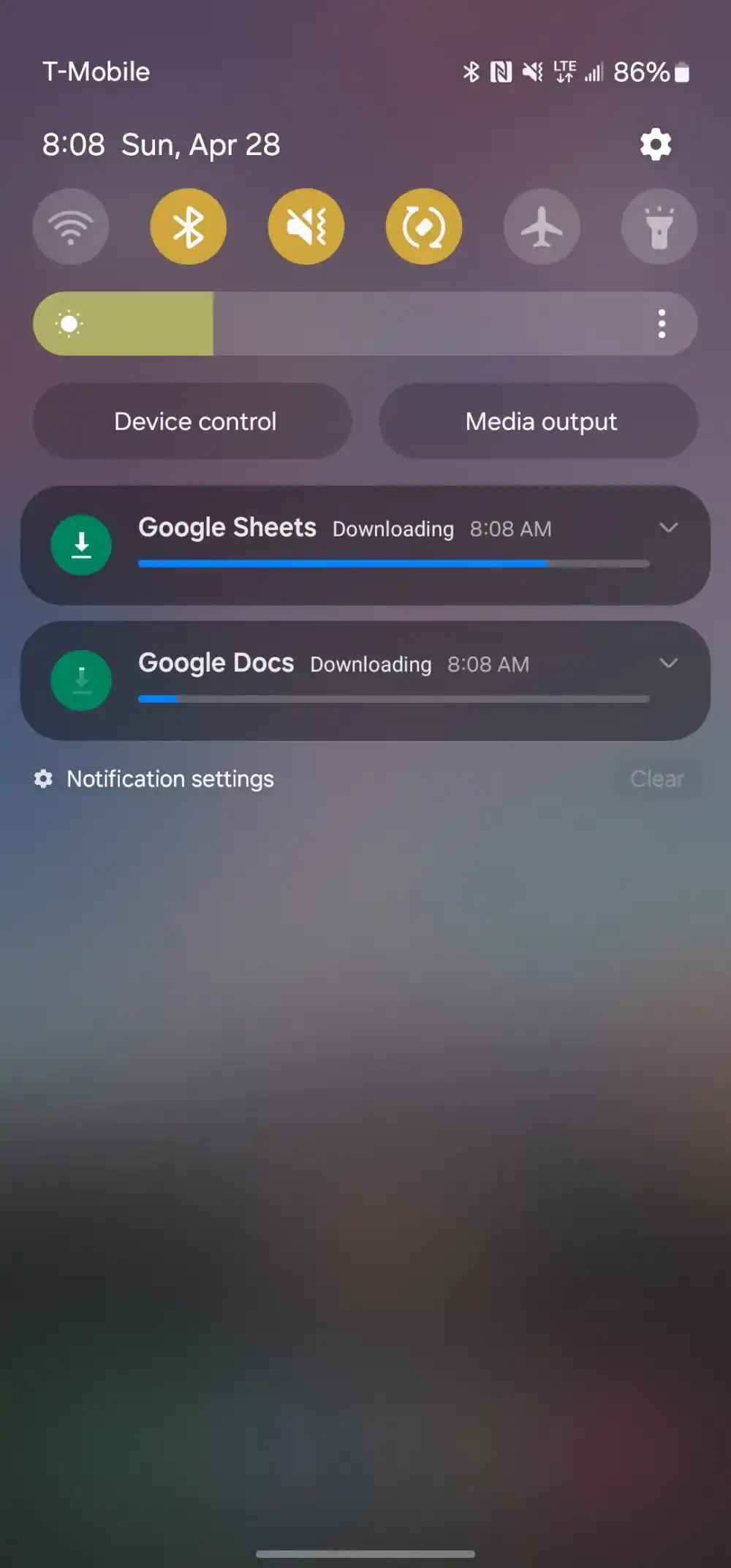 Google Play Store downloading two apps at once